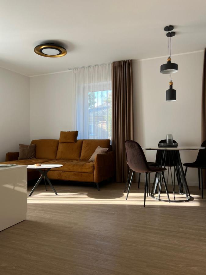 Bell Tower Apartment Плунге Экстерьер фото